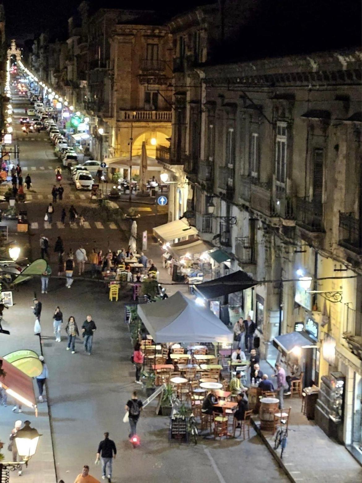 Central House Catania Historic Center Exterior foto